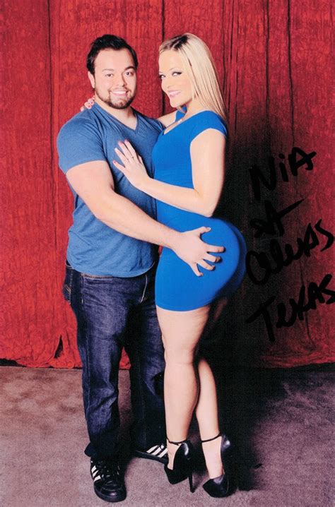 jules jordan|Big Booty Eclipse: Alexis Texas Casts Her Curves Over Jules。